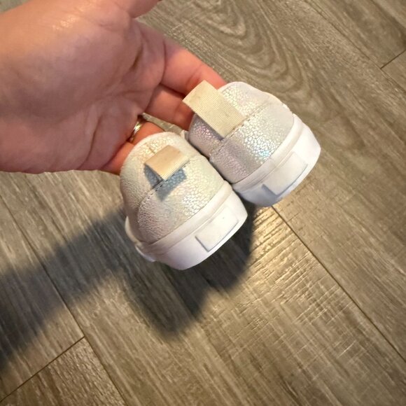NWOB Vans Slip-On Metallic Oil Slick White Turtledove Toddler Girl Size 8 T - Picture 5 of 6